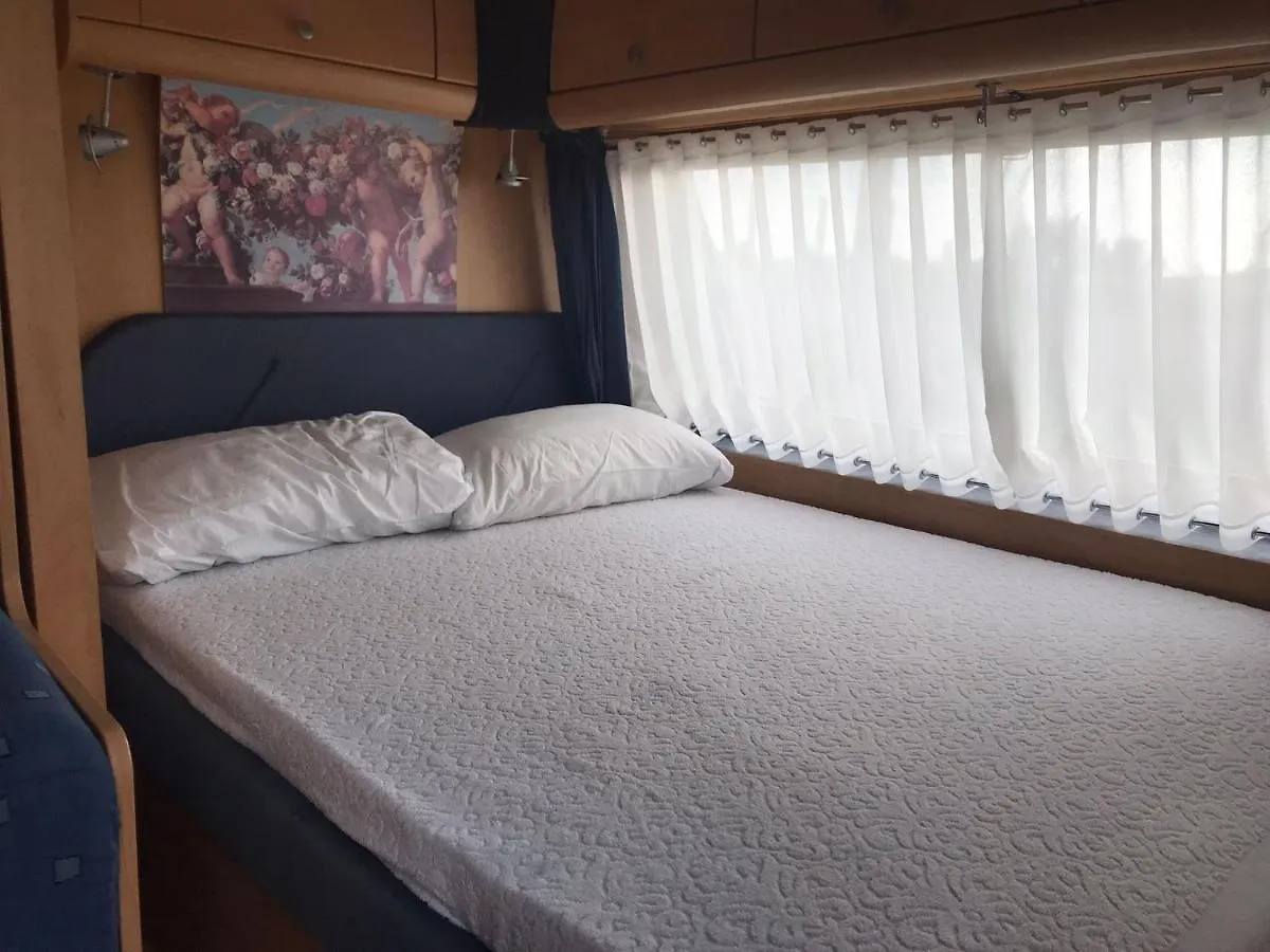 Agri Camping Italiano - Eucalyptus Shenkoll